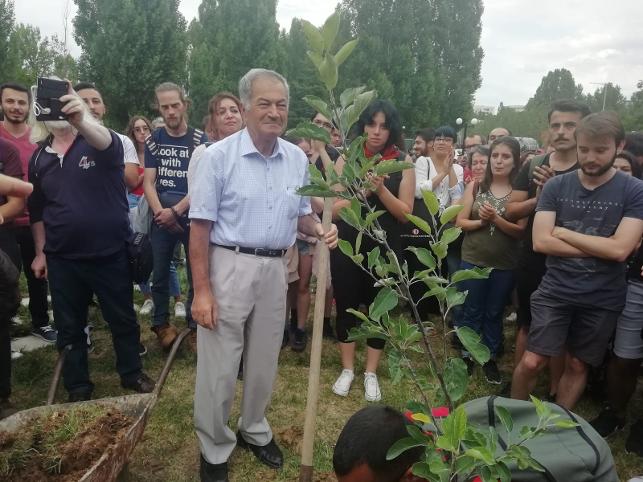 ODTÜ&#039;lüler Kavaklık&#039;a yürüdü