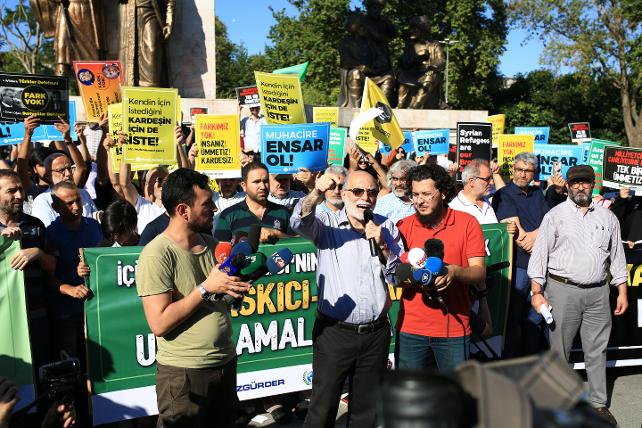 Suriyeli eyleminde olay çıktı: Polis müdahalesi gecikmedi