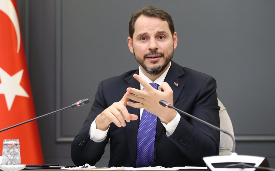 Hazine&#039;de delik büyüyor