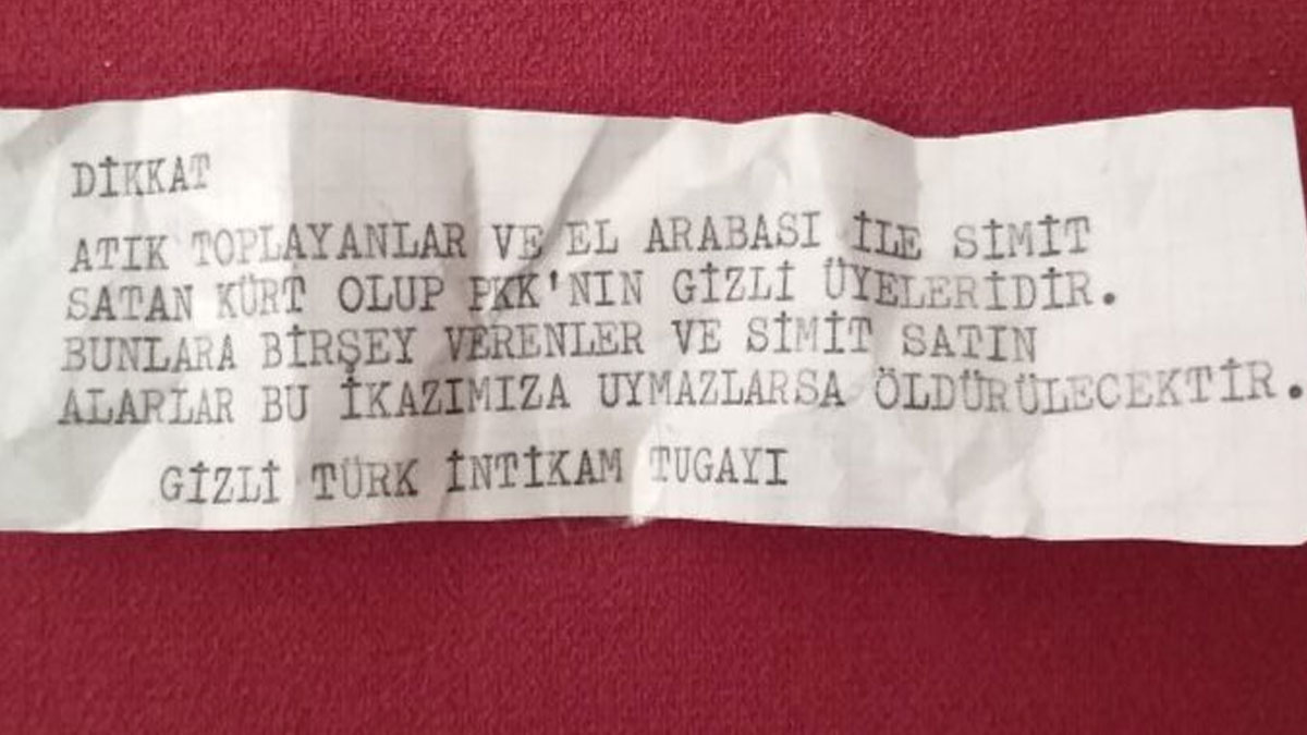 İzmir&#39;de evlere bırakılan mesaj: Onlardan simit alanı öldüreceğiz