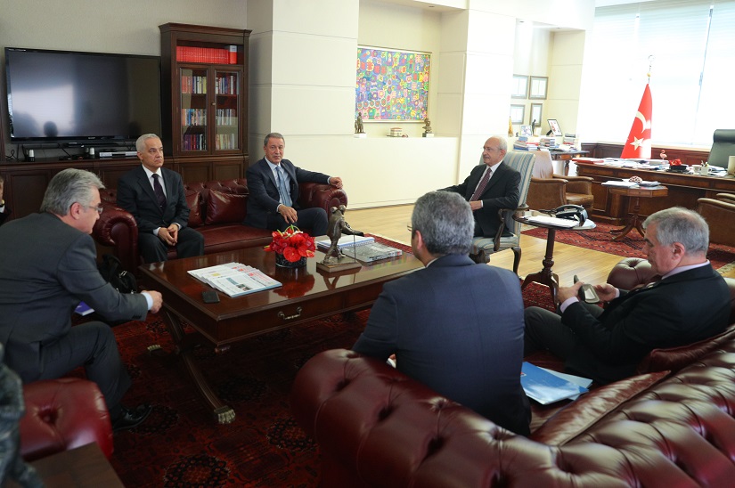 Akar&#039;dan Kılıçdaroğlu&#039;na ziyaret