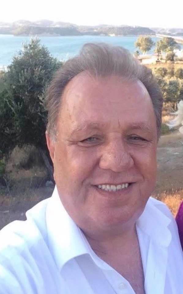 CHP İzmir&#039;de ilçe yöneticisi Koronavirüs nedeniyle hayatını kaybetti