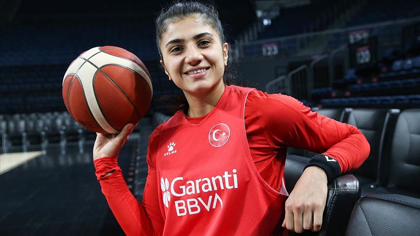 merve-aydin-milli-basketbolcu.jpg