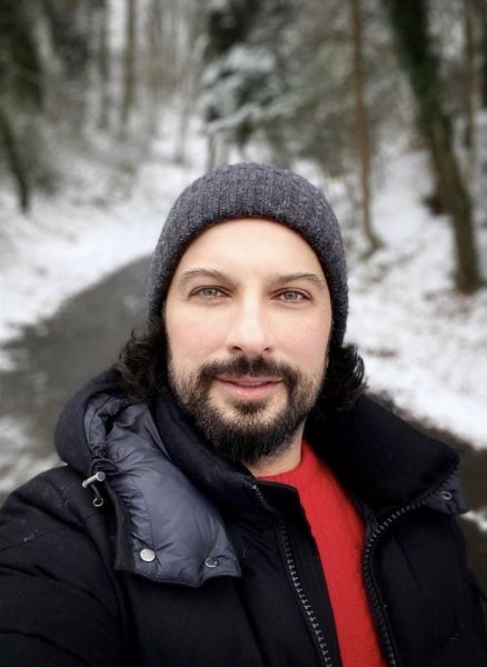 tarkan1-002.jpg