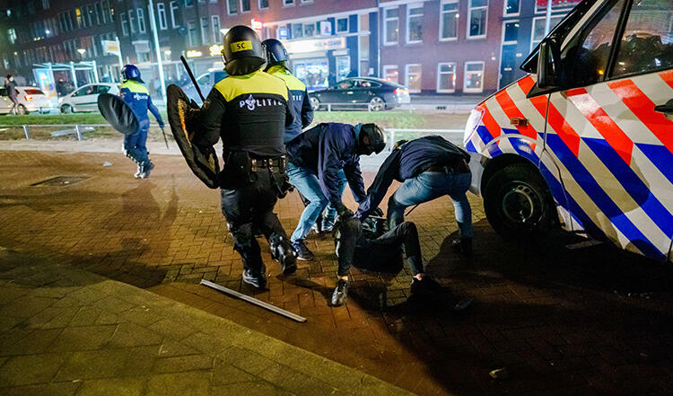 hollanda-yagma-foto.jpg