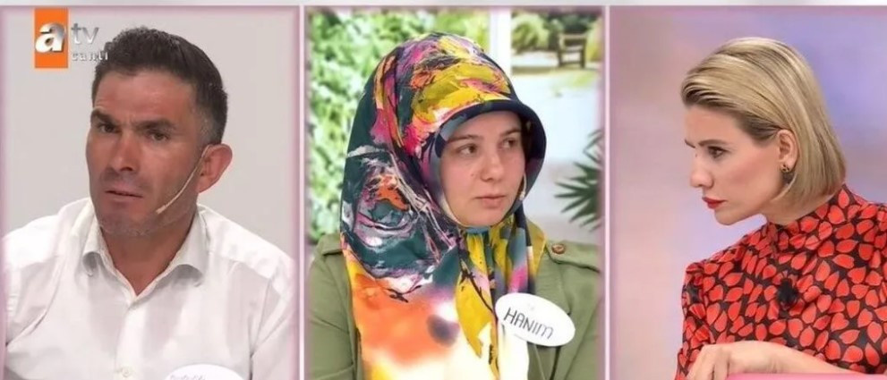 esra-erol.jpg