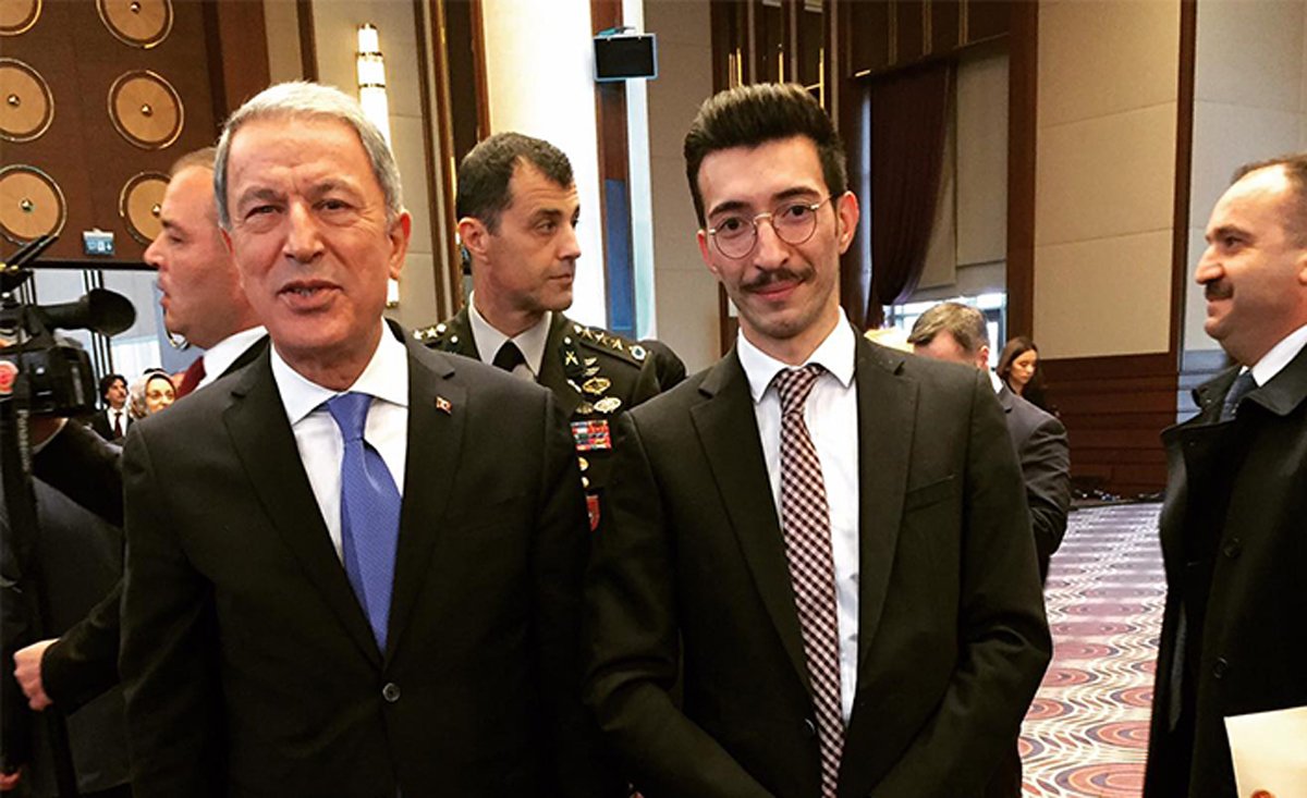 hakan-tek1.jpg