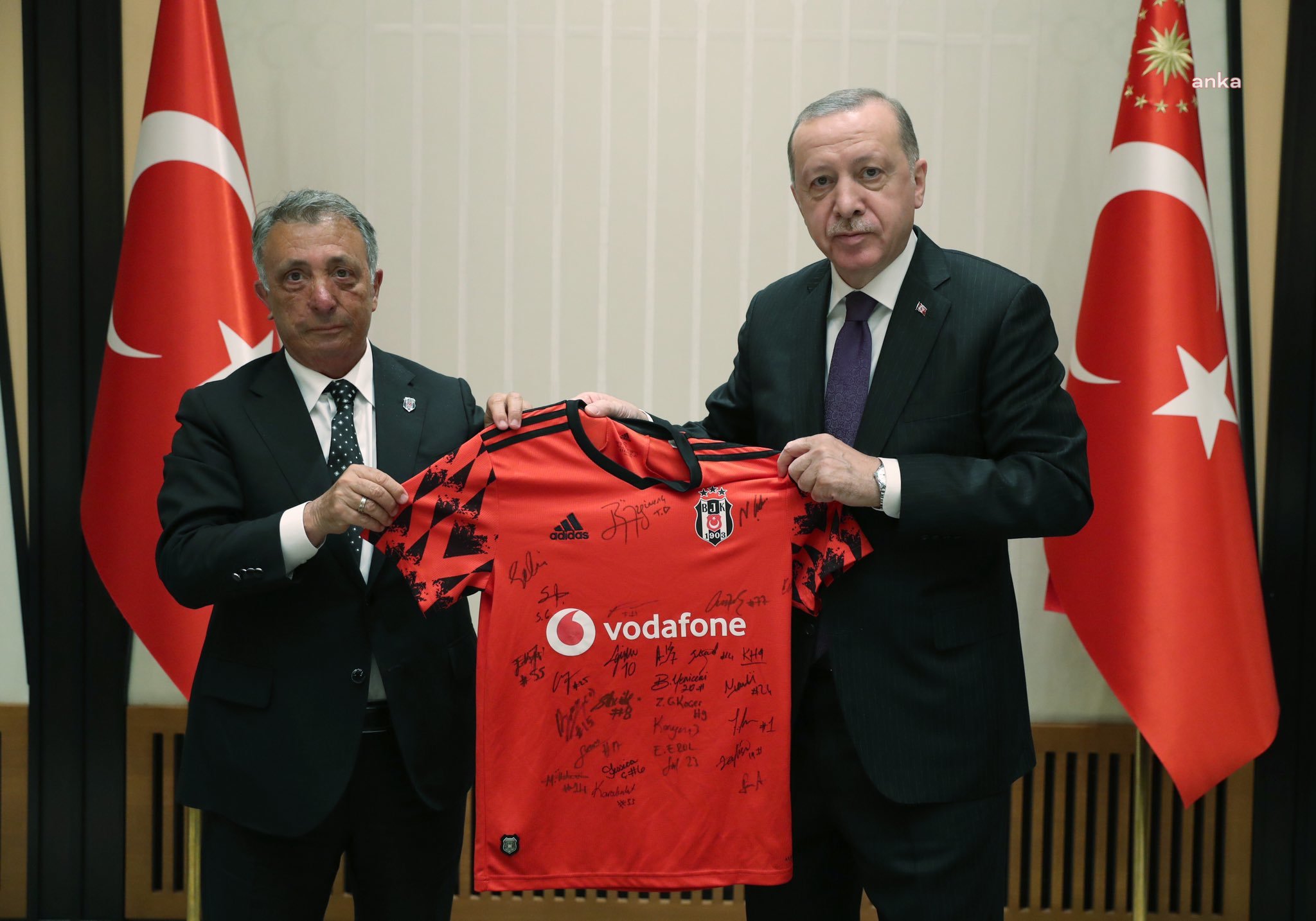 erdogan-besiktas-3.jpg