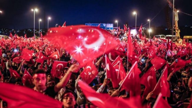 15-temmuz-shutterstock-16-9-1562943837-880x495.jpg