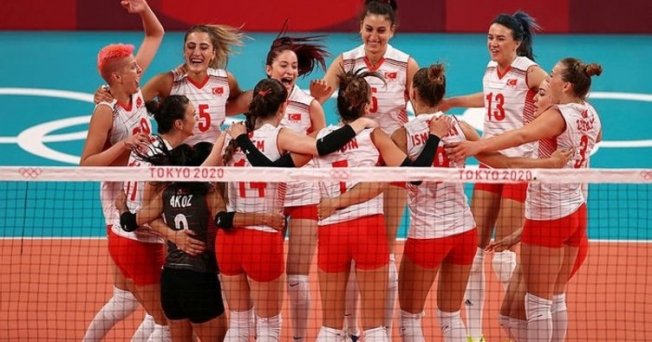 752x395-tokyo-2020-turkiye-arjantin-voleybol-maci-ne-zaman-saat-kacta-oynanacak-filenin-sultanlari-tokyo-olimpiyatlari-turkiye-voleybol-fiksturu-1627570675679.jpg