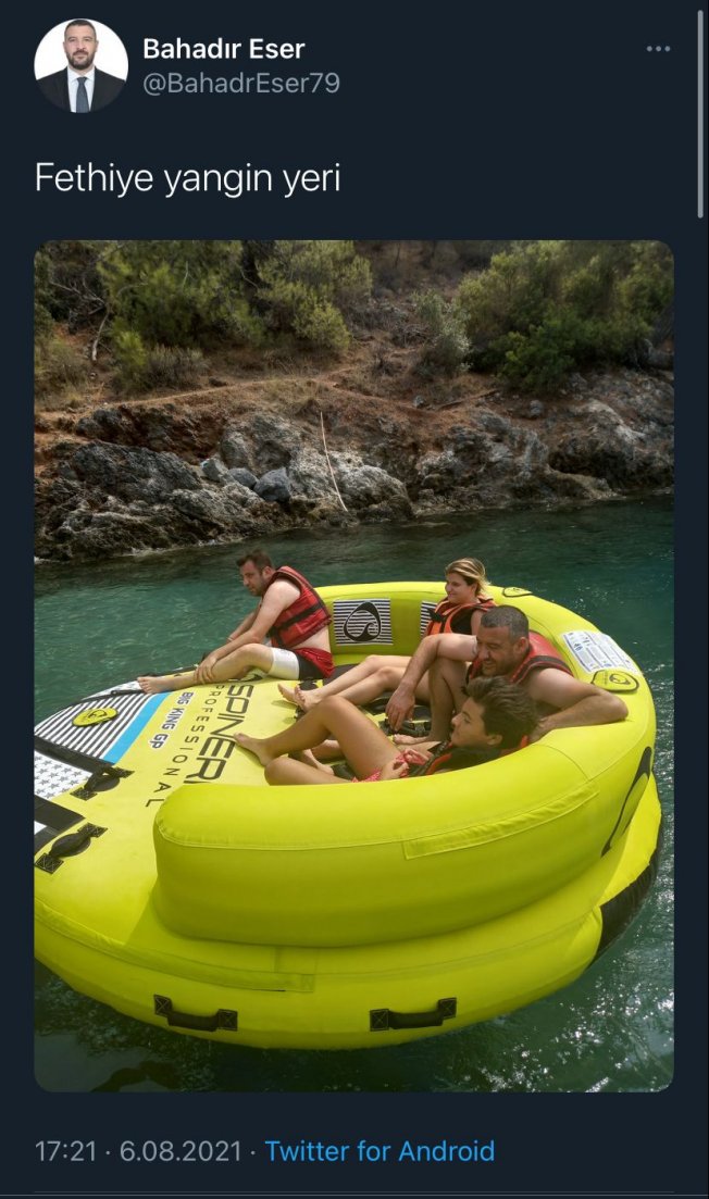 316010-829x1403.jpeg