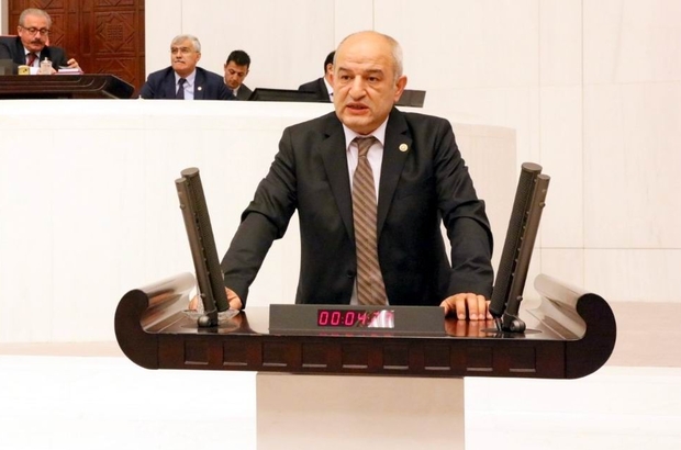 64419100-620x410.jpg