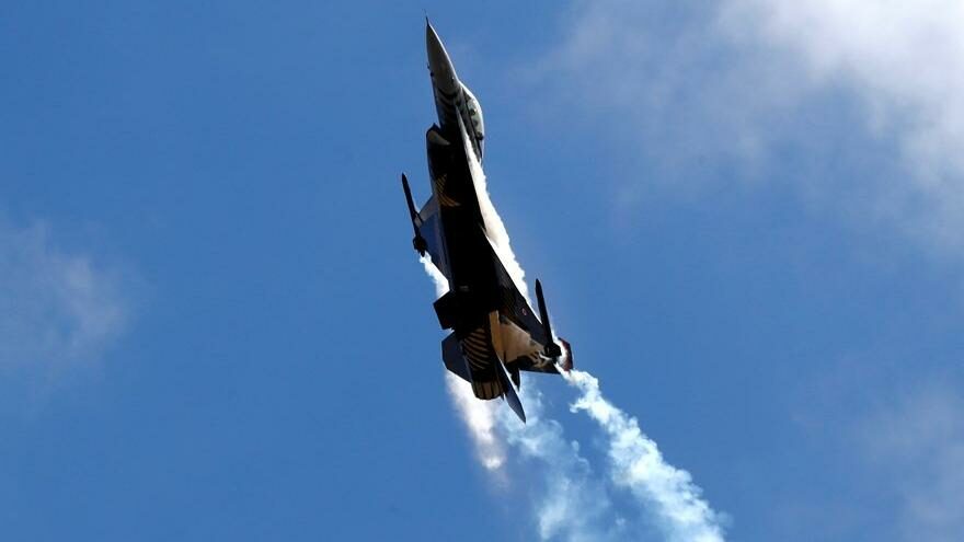 f16.jpg