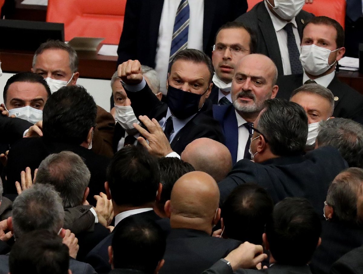 alpay.jpg