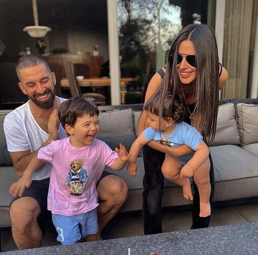 arda-turan-ev.jpg
