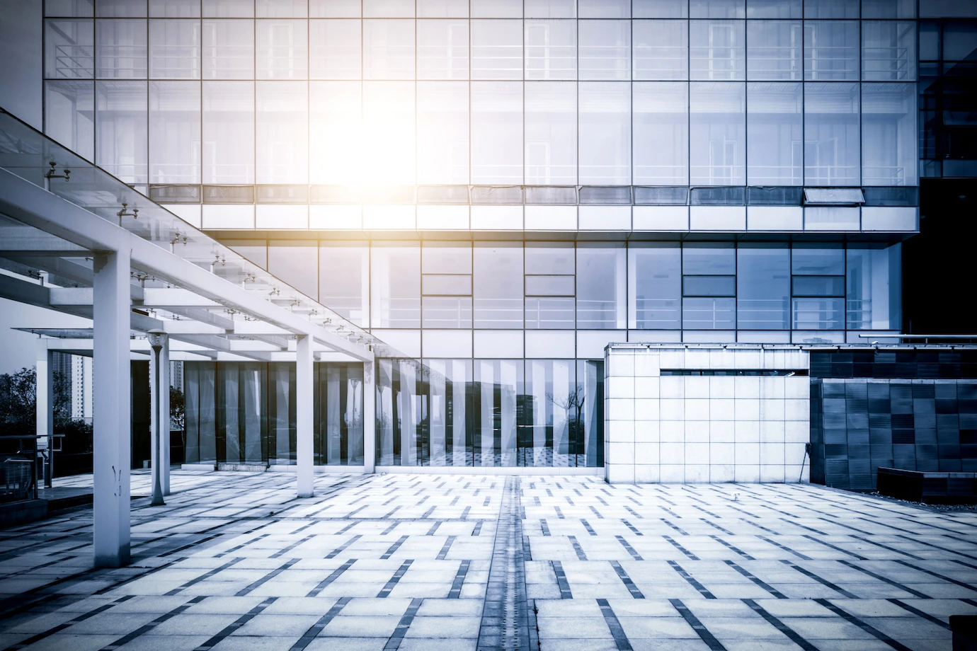 office-building-1127-2836.webp
