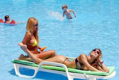 russian-tourists-antalya.jpg