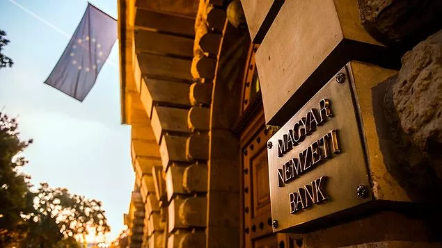 macaristan-merkez-bankasi-mnb.webp