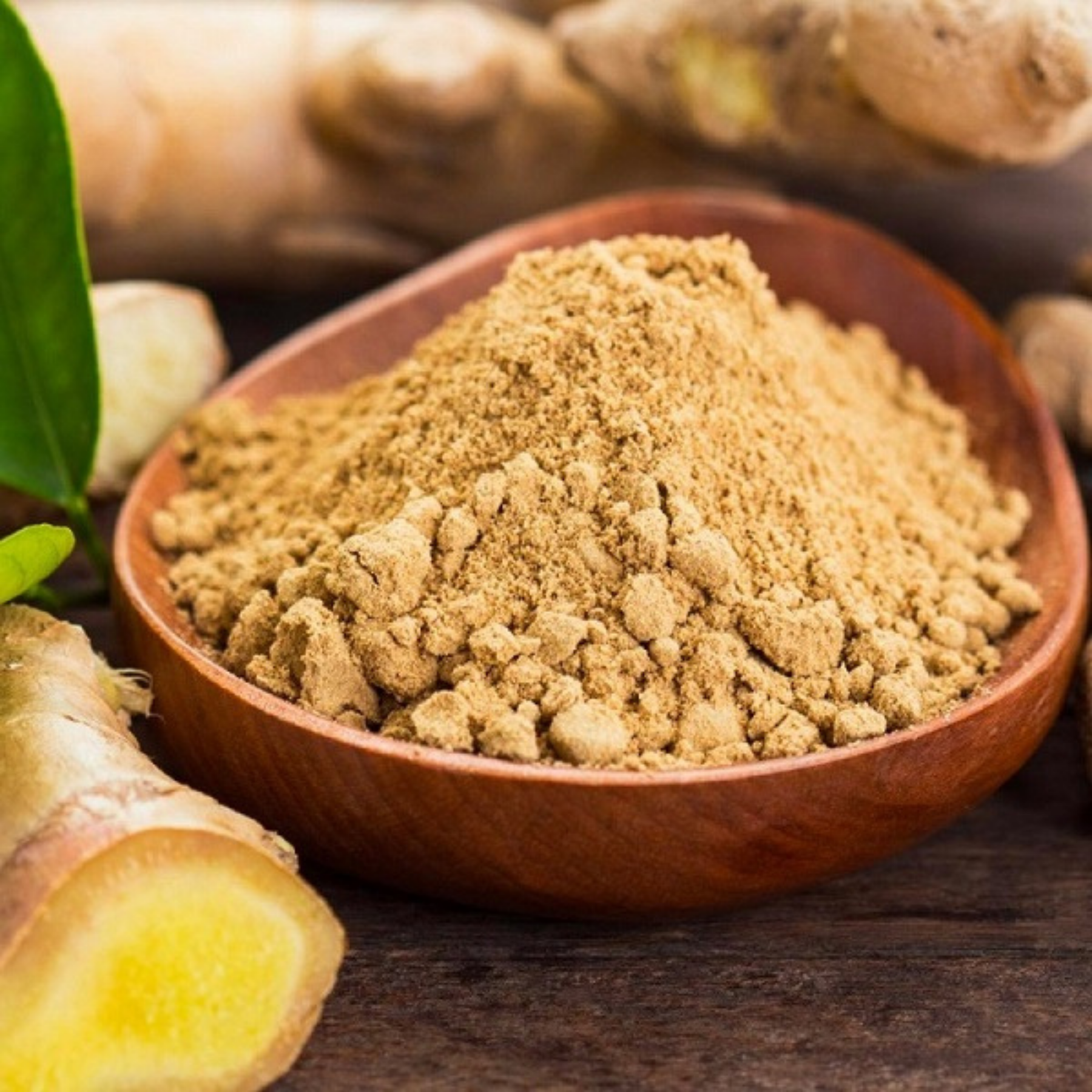 Имбирный чай рецепт. Как заваривать молотый имбирь. Чай с имбирем и кардамоном. Молотый имбирь добавляют в чай. Имбирь молотый китайский.