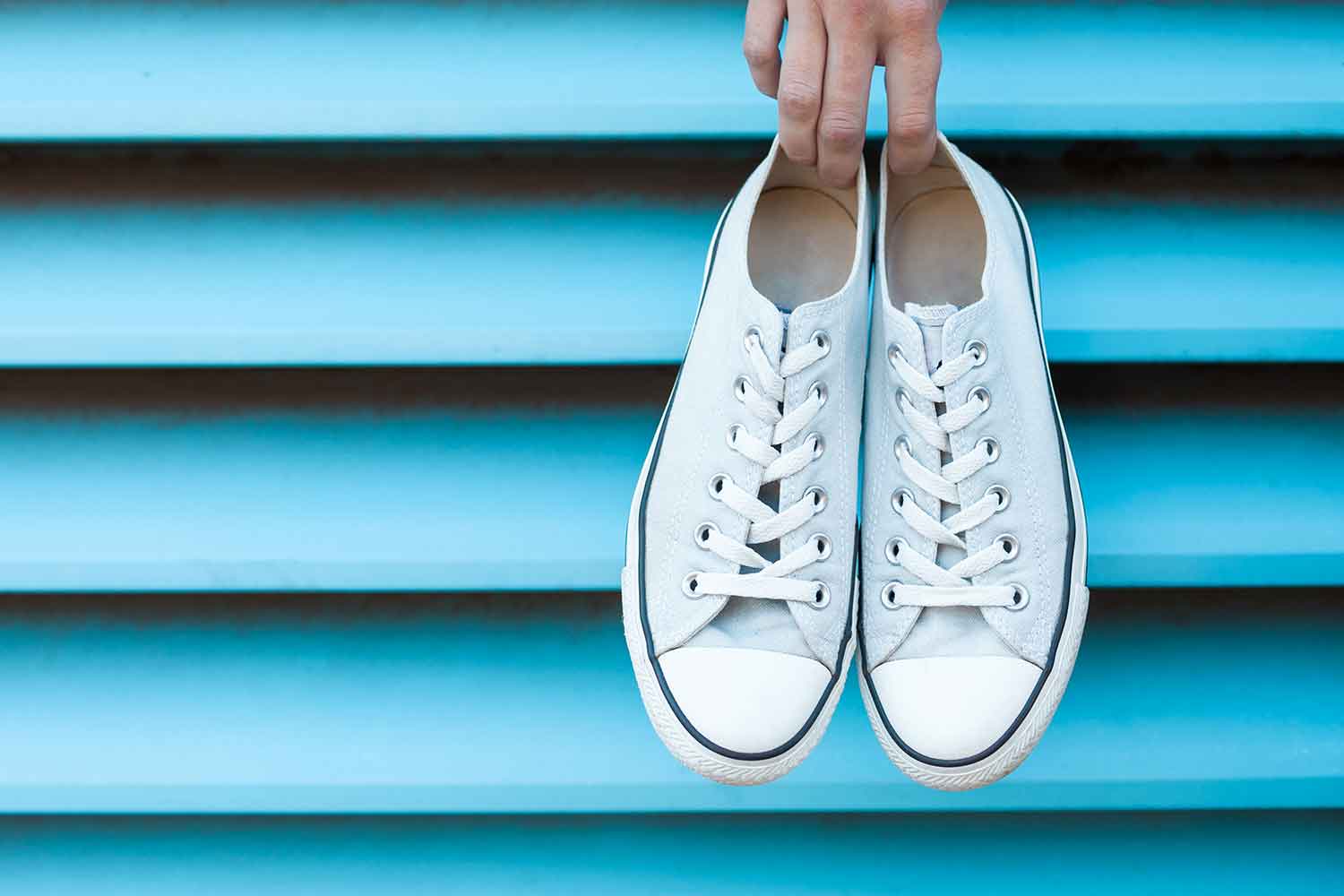171023-white-shoes.jpg