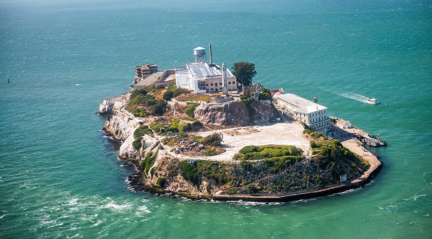 alcatraz-adasi-cezaevi-abd.jpg
