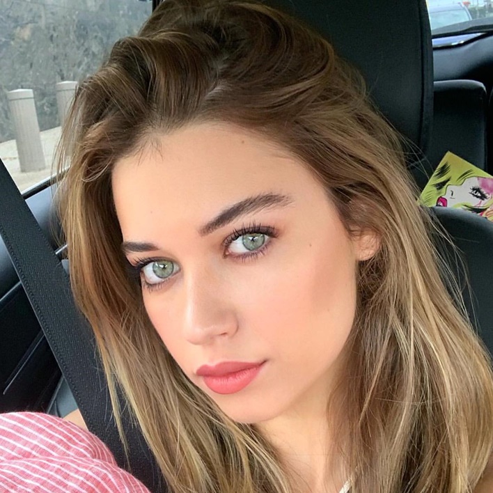 ogretmen-dizisi-gizem-afra-saracoglu-instagram-hesabi.jpg