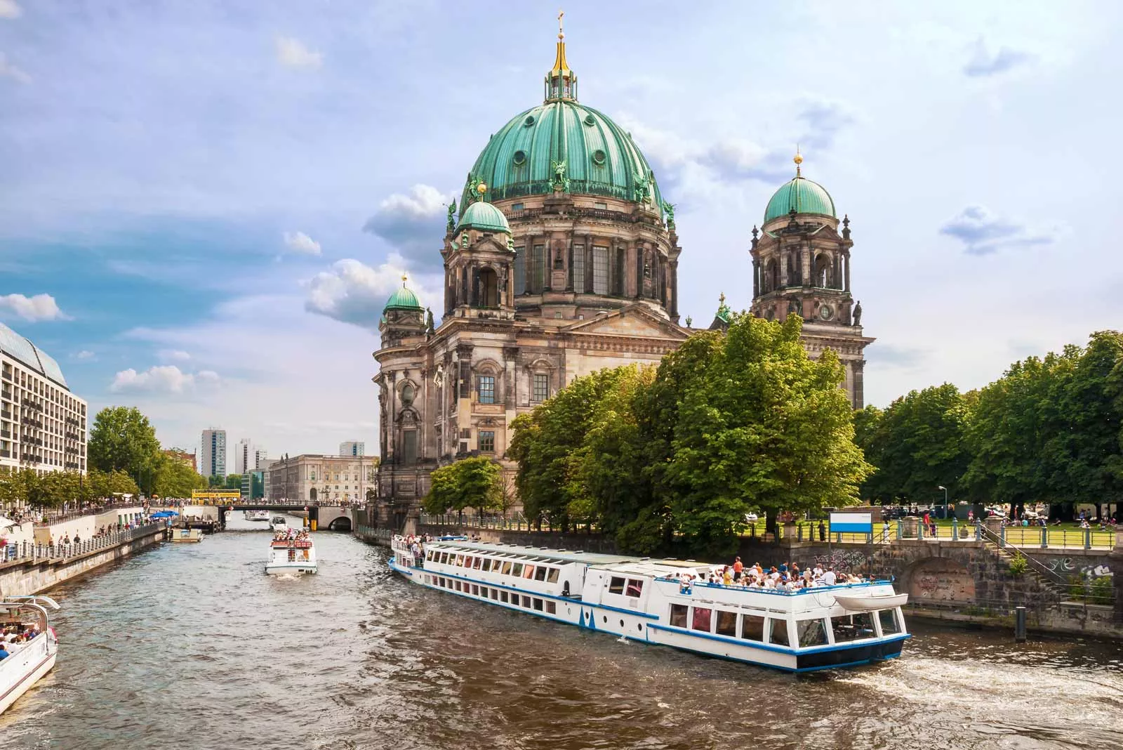 visit-berlin-cathedral.webp