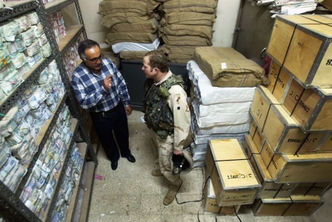 2-irak-merkez-bankasi-soygunu.jpg