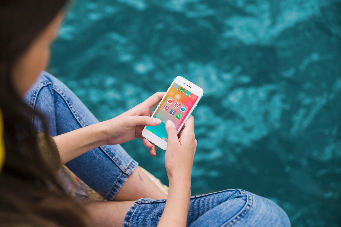 woman-using-cellphone-with-social-media-notifications-screen-23-2147844496.webp