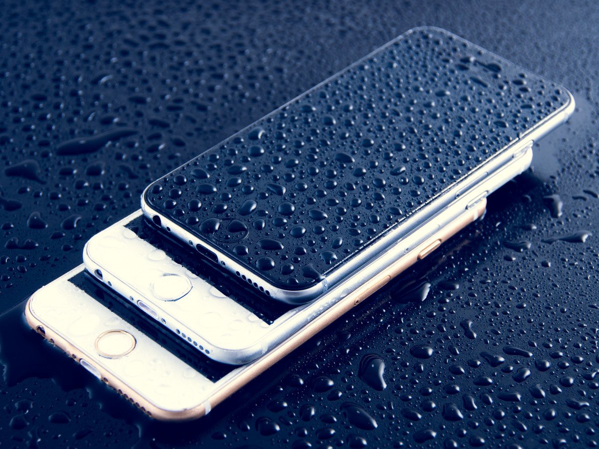 iphone-ios-apple-6s-plus-white-mobile-android-1058088.jpg