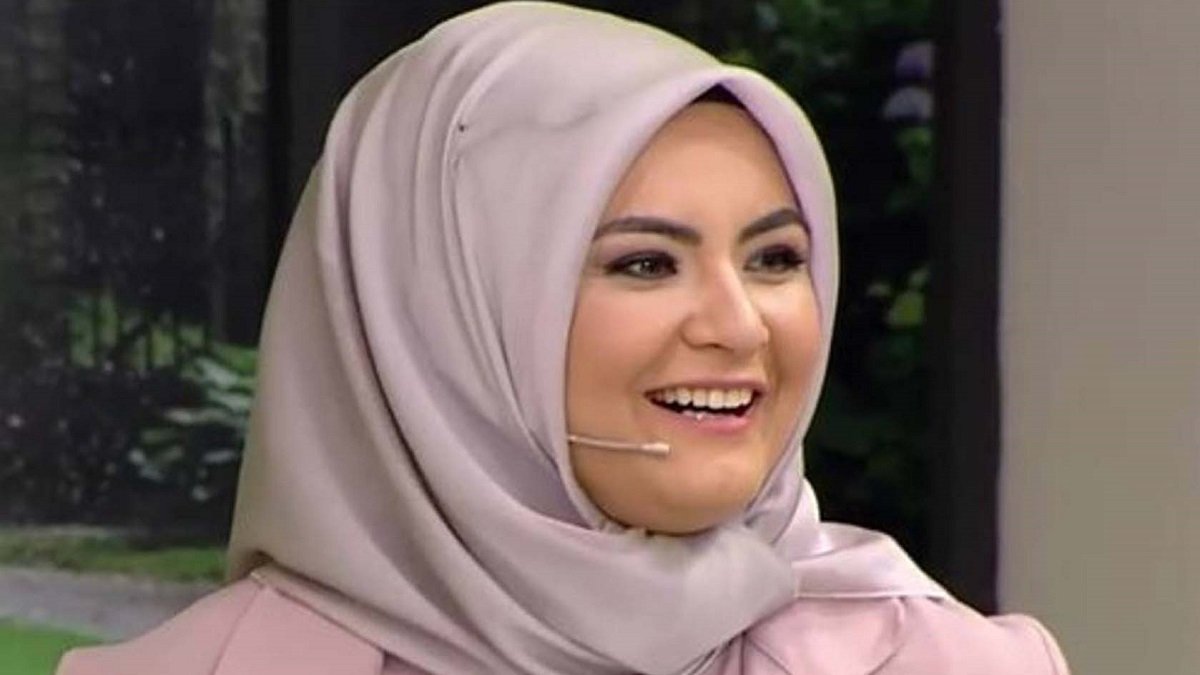 zuhal-topal-hanife-gurdal-2376.jpg