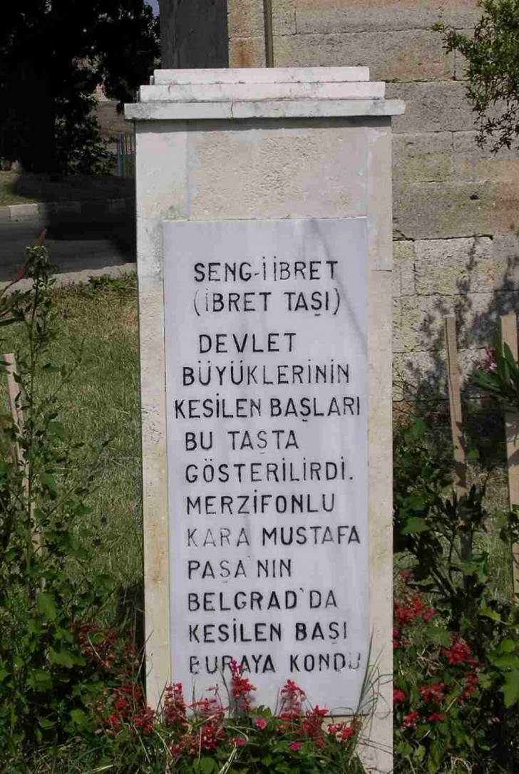 kelleler-teshir-edilirdi-listelist.jpg