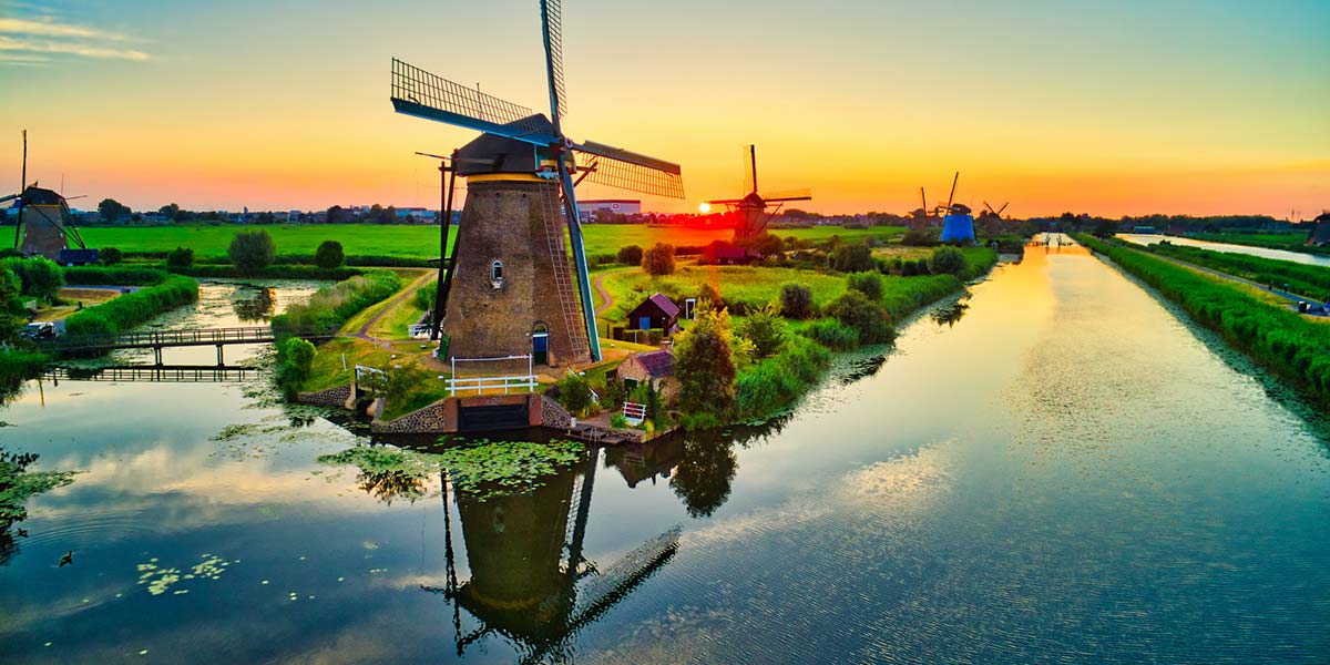 holland-hero-kinderdijk-1200x600px.jpg