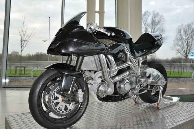 9-simge-sheene-160-000-dolar.webp