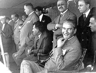 0x0-ataturk-fotograflari-10-kasima-mhzs.webp