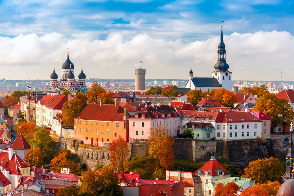 aerial-view-old-town-tallinn-estonia-xl.jpg