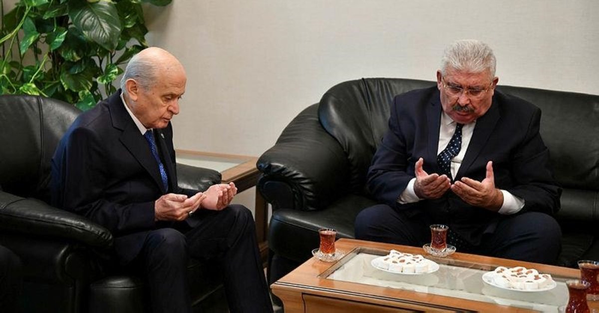 1200x627-bahceliden-semih-yalcina-taziye-ziyareti-1571698022907.jpeg