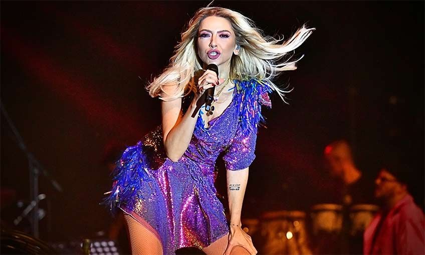 1662197649497-hadise.jpg