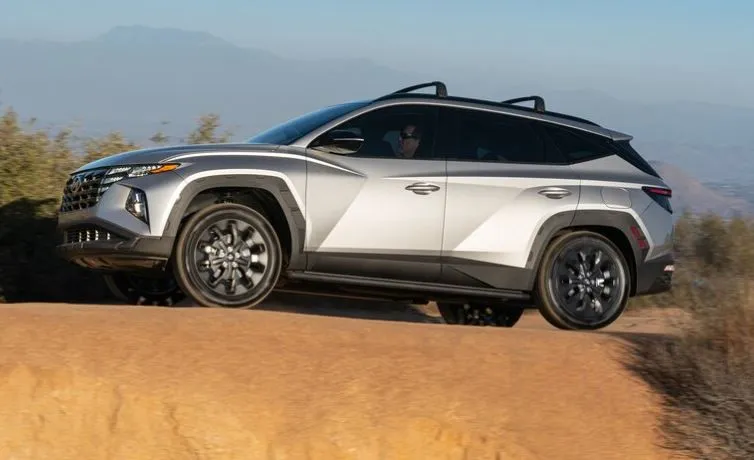 2022-hyundai-tucson-hybrid.webp