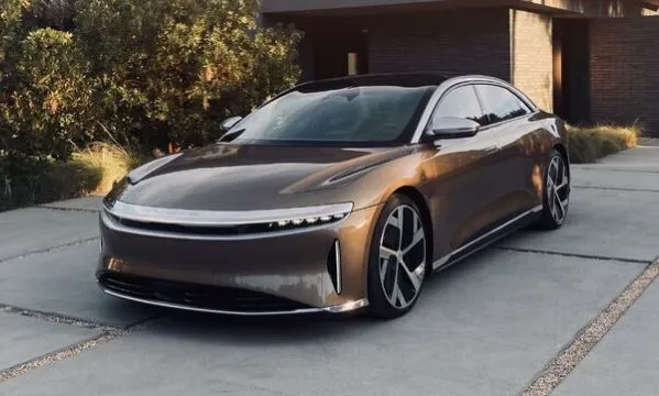 2022-lucid-air.webp