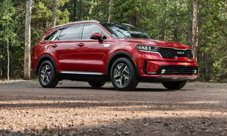 2023-kia-sorento-hybrid.webp