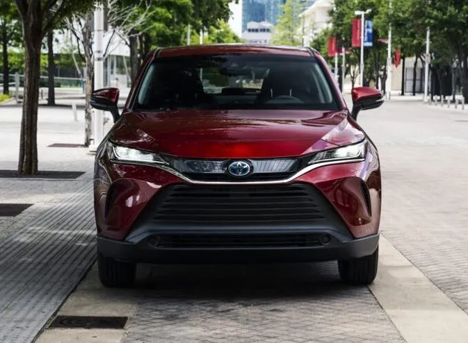 2023-toyota-venza.webp