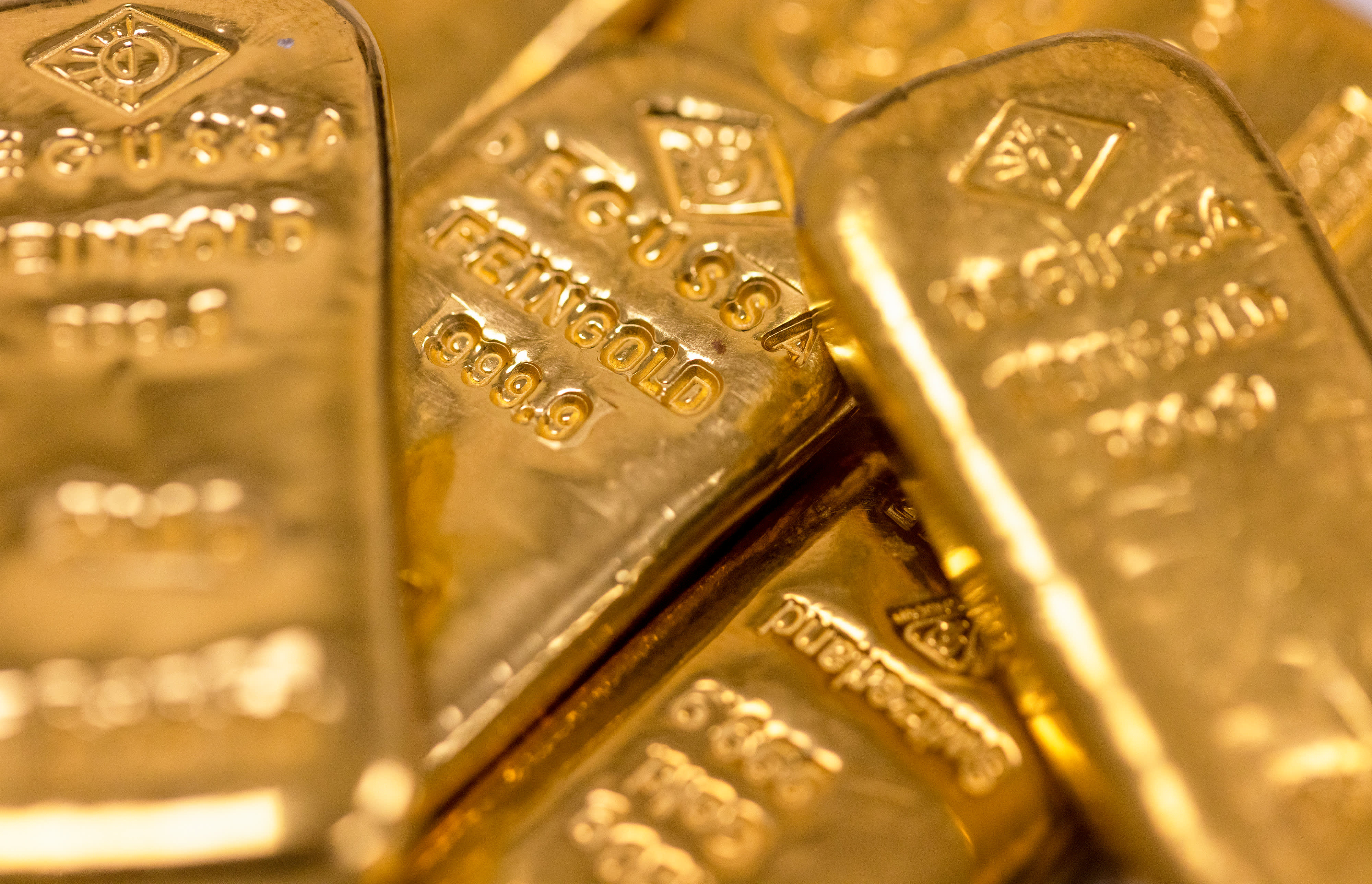 107032271-1647539992359-gettyimages-1239266402-uk-gold.jpeg