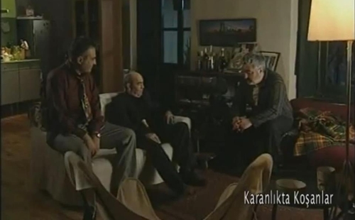 karanlikta-kosanlar-ugur-yucel-haluk-bilginer-koksal-engur-dizi-kulturel-guncel.jpg
