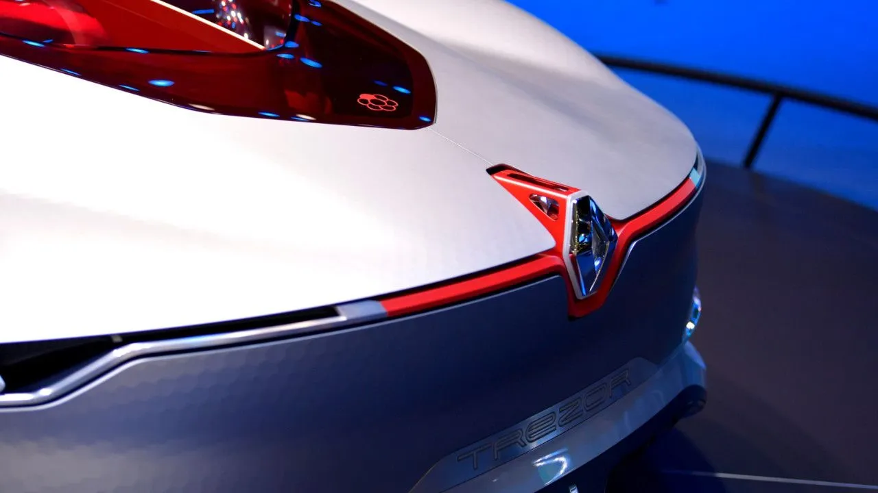 2023-renault-toros-2-e1s5-jpg.webp