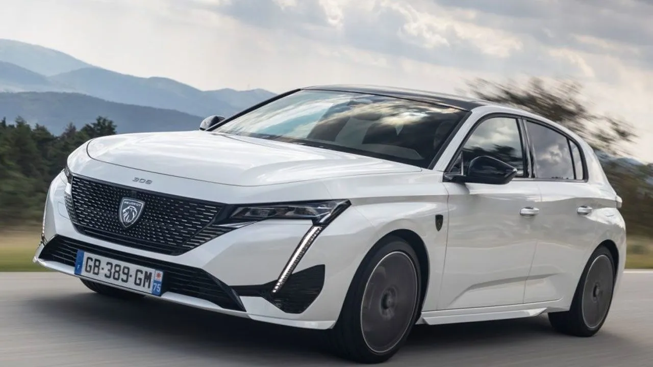 peugeot-308-2023-2-fo1t-jpg.webp