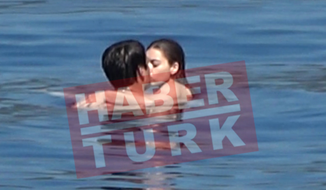 afra-safracoglu-ve-mert-ramazan-dem-38z9.jpg