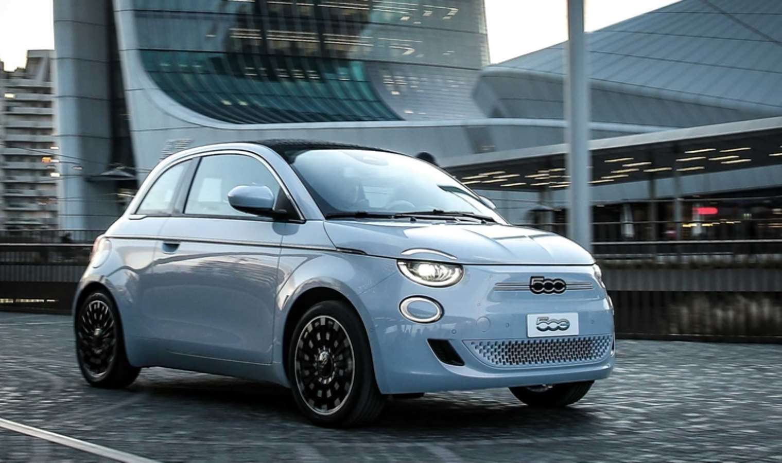 130044740-fiat-500e.jpg