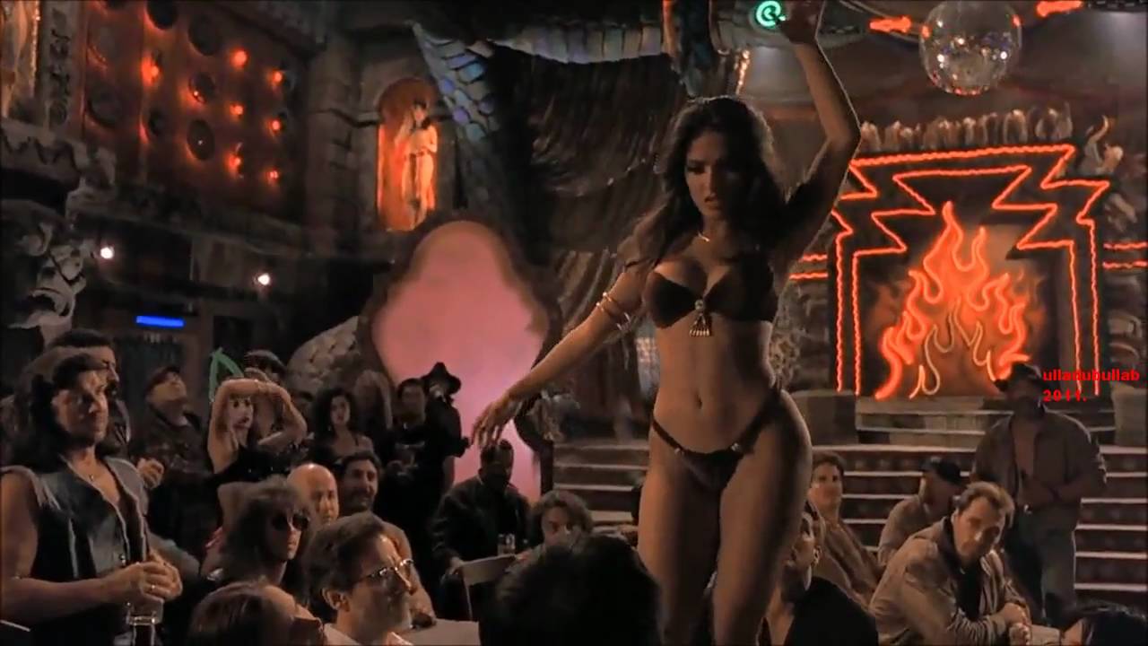 salma-hayek-roles-typecast-from-dusk-till-dawn-sexy.jpg