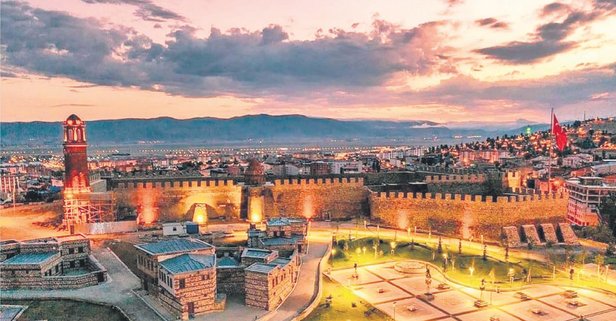 616x321-tarihi-ve-dogal-guzellikleriyle-erzurum-gezi-tutkunlarini-cezbediyor-1663701488236.jpeg